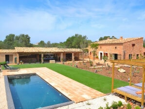 005 Finca Can Cortana ETV/7345 by Mallorca Cha