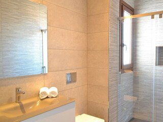 Cottage Muro Features 35