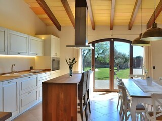 Cottage Búger Features 20