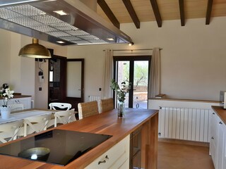 Cottage Búger Features 21