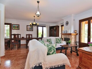 Cottage Búger Features 19