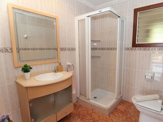 Cottage Búger Features 31