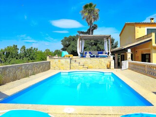 Cottage Sineu Outdoor Recording 7