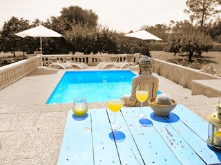 Cottage Sineu Outdoor Recording 12