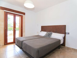 Cottage Sa Pobla Features 42