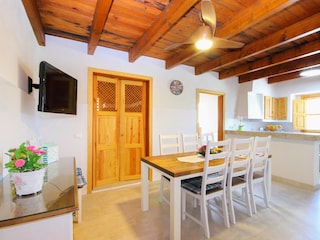Cottage Muro Features 17
