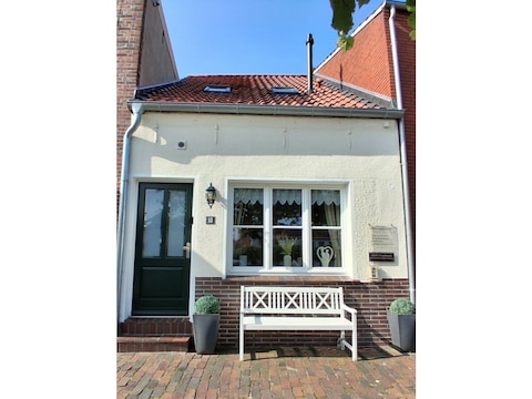 Ferienhaus Adloffs Kapitänshaus