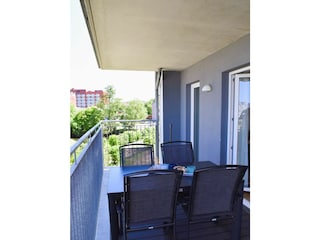 großer Balkon