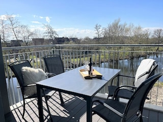 großer Balkon