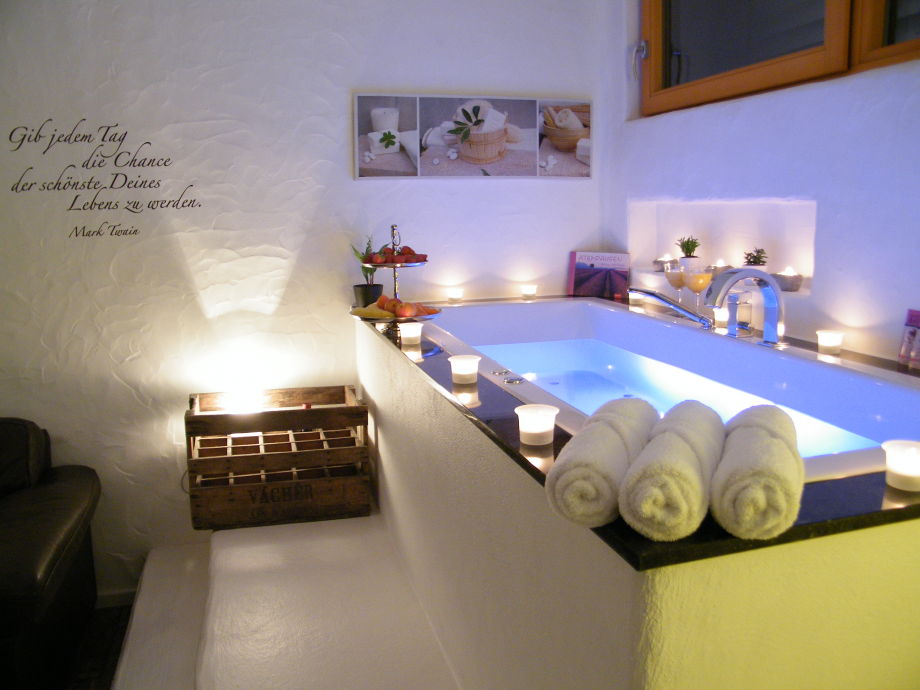 whirlpool im schlafzimmer: runder whirlpool im schlafzimmer ... - Schlafzimmer Mit Whirlpool Wohnideen whirlpool im schlafzimmer: runder whirlpool im schlafzimmer ... - Schlafzimmer Mit Whirlpool Wohnideen