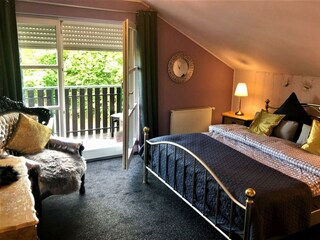 Schlafzimmer1