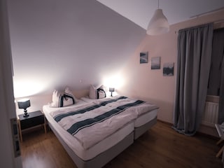 Schlafzimmer im OG