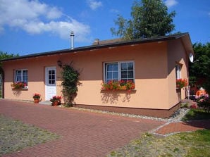 Ferienhaus Jargow - Middelhagen - image1