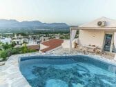 Bird view to the house and the plunge pool