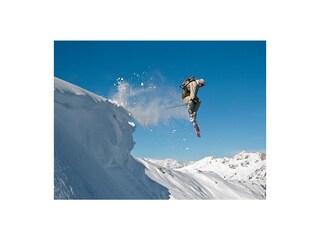 Kaprun Snowboarder