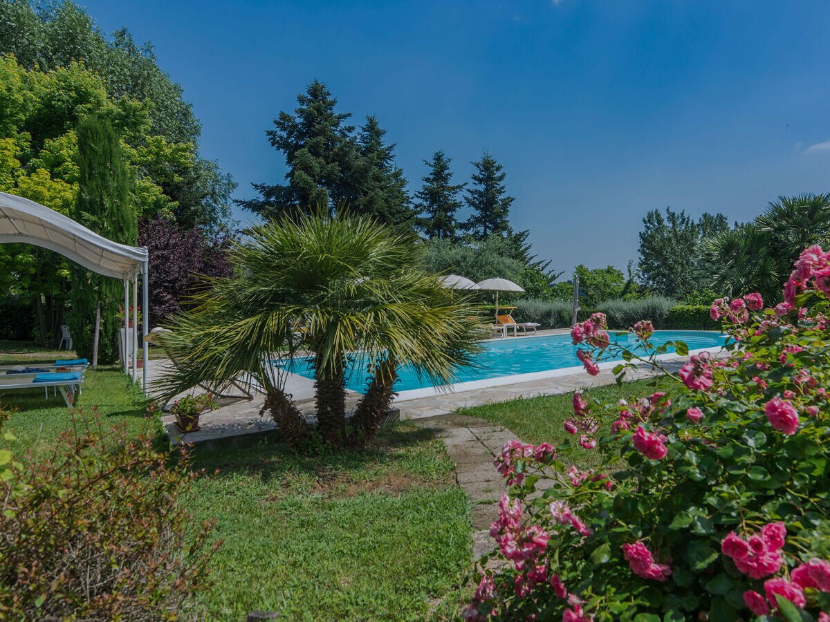 Villa La Capuccina - ausgestatteter Pool (12x5,5)