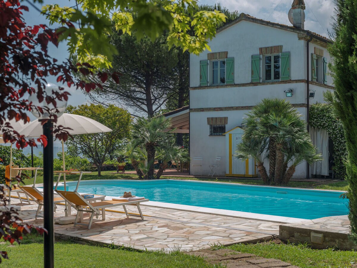 Villa La Capuccina - ausgestatteter Pool (12x5,5)