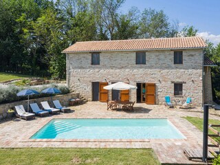 Villa Montegiorgio Buitenaudio-opname 1