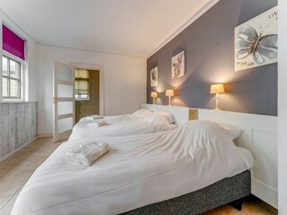 Apartment Sint Maartensvlotbrug Features 11