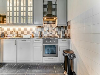 Apartment Sint Maartensvlotbrug Features 21