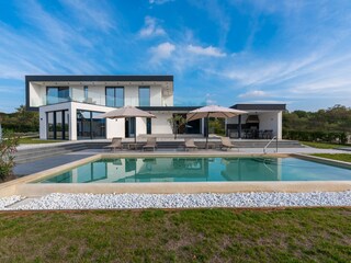 Villa Kastelir Buitenaudio-opname 6