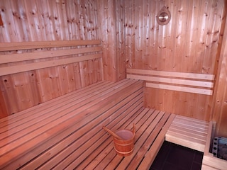 Sauna im Bad im 1. Obergeschoss
