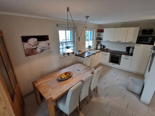 Essbereich mit 8 Sitzplätzen