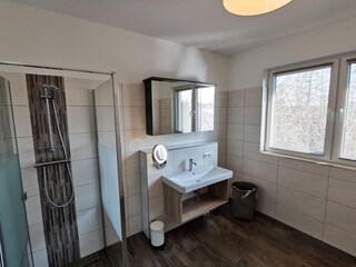 Bad Dusche/WC im 1.OG