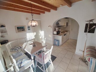 offener und heller Essbereich