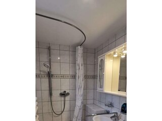 Badezimmer linkes Schlafzimmer