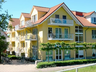 Vorderansicht Appartementhaus