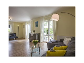 Wohnzimmer Bild 1