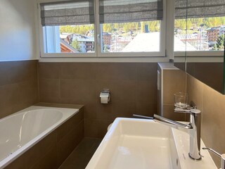 1st bathroom 4_edited_edited