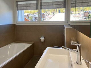 1st bathroom 4_edited_edited