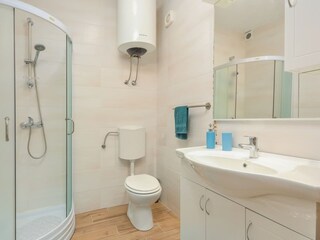 Badezimmer im Erdgeschoss