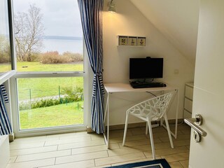 "Homeoffice" mit Blick auf den See
