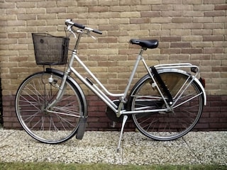 2 Fahrräder 28" Zoll 3 Gang inklusive