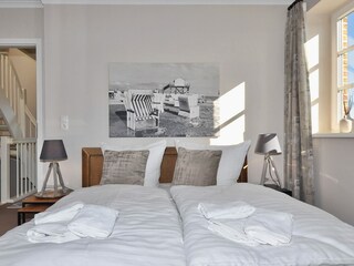 Schlafzimmer 2 OG