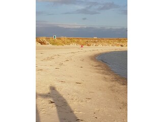 "Kleiner" Strand im Resort