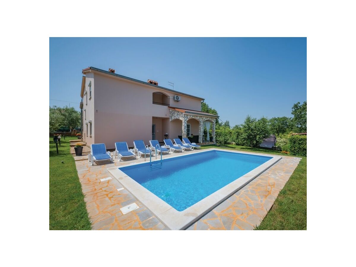 Ferienhaus Verica with pool