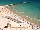 Blick aus der Wohnung auf den Strand