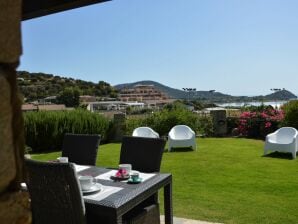 Holiday house Villa Bianca ...and a heart shaped pool! - Domus de Maria - image1