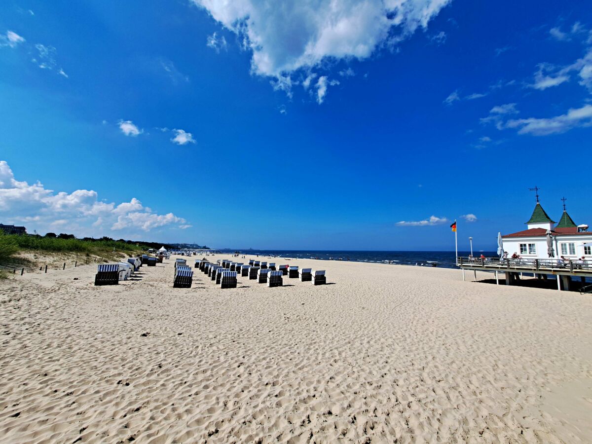 Strand und Seebrücke Ahlbeck