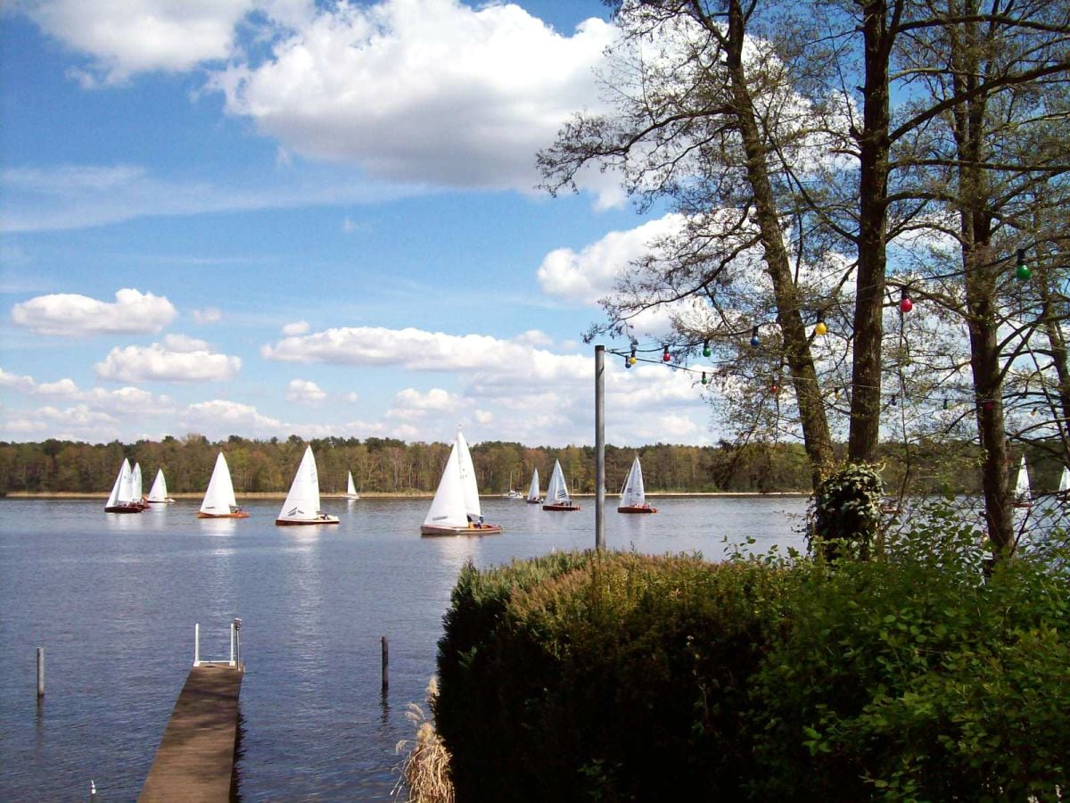 Der Blick auf den Langen See vom Grundstück aus