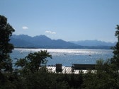 Chiemsee nur 30 m - vor den Bayerischen Alpen