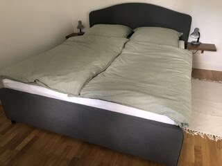 Schlafzimmer1