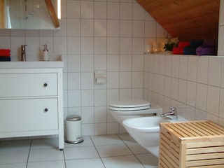 obers Badezimmer