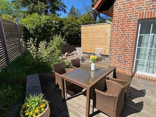 Sonnenverwöhnter Frühstücksplatz