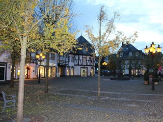 Alter Postplatz-um die Ecke