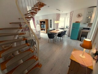 Treppe in OG zu den Schlafzimmern